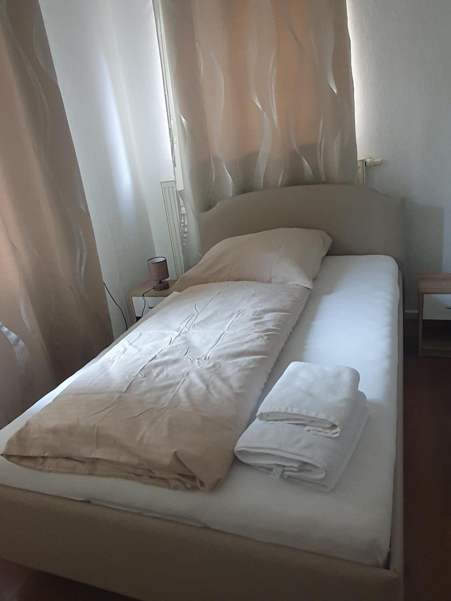 Privatzimmer Im Schlesischen Viertel - Nahe Uniklinik Mainz Bagian luar foto